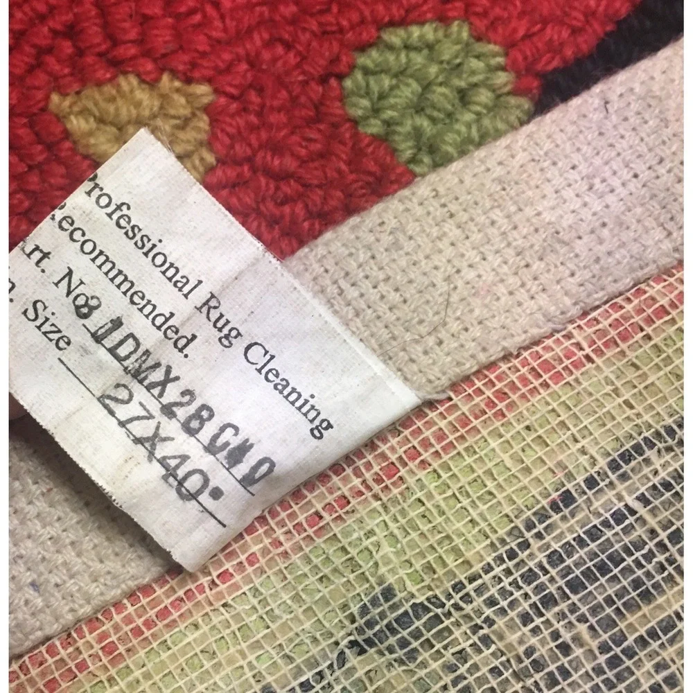 Vintage Hooked Wool Rug  Christmas Trees and Ornaments Holiday Decor 38